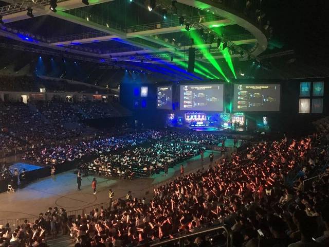 费查紧急救 费查紧急救